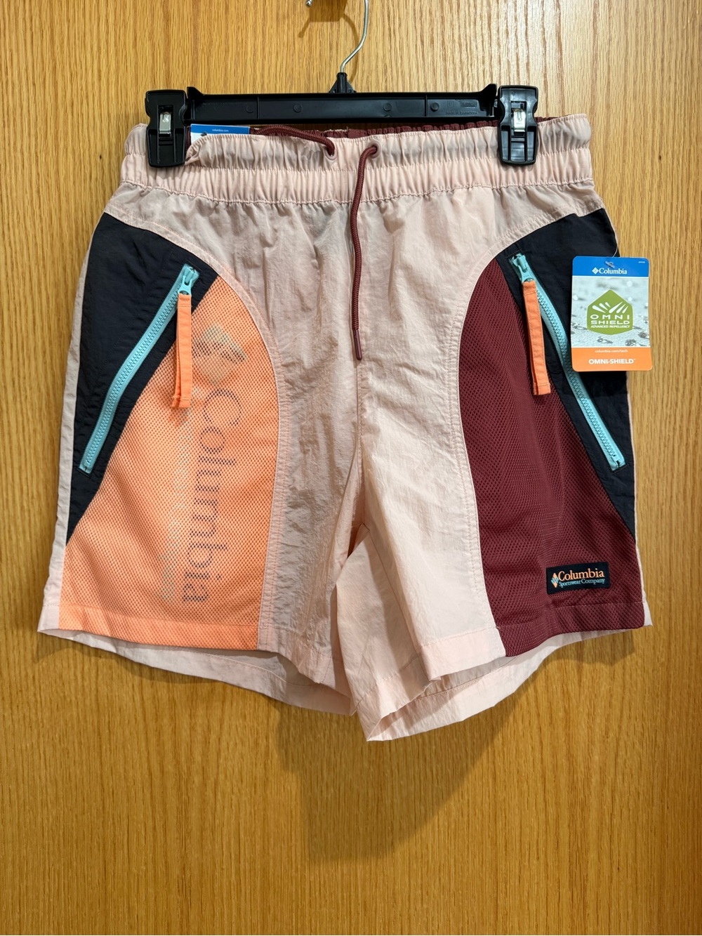 Columbia Women's Peach Colorblock Cargo Shorts with Maroon & Black Panels